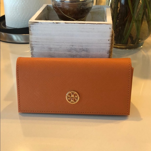 tory burch sunglasses with case